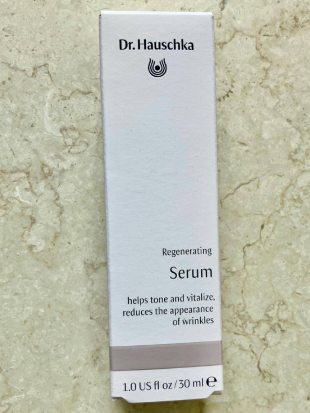 Dr. Hauschka Regenerating Serum 1oz 30ml - 01/2027